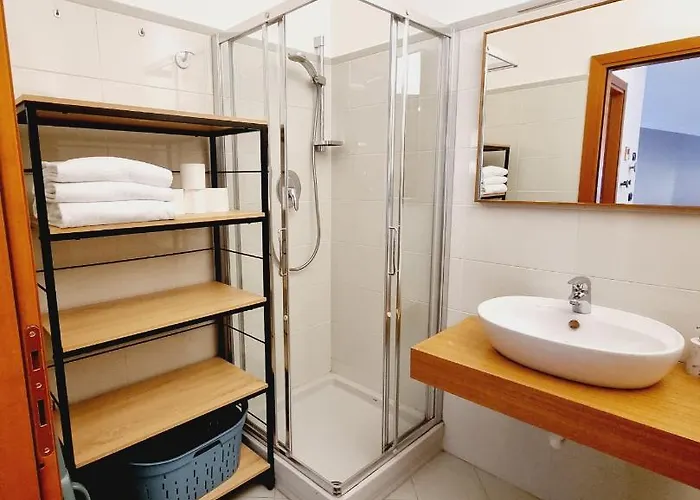 Alpes Iv - Hyper Centre - Parking - 40m²